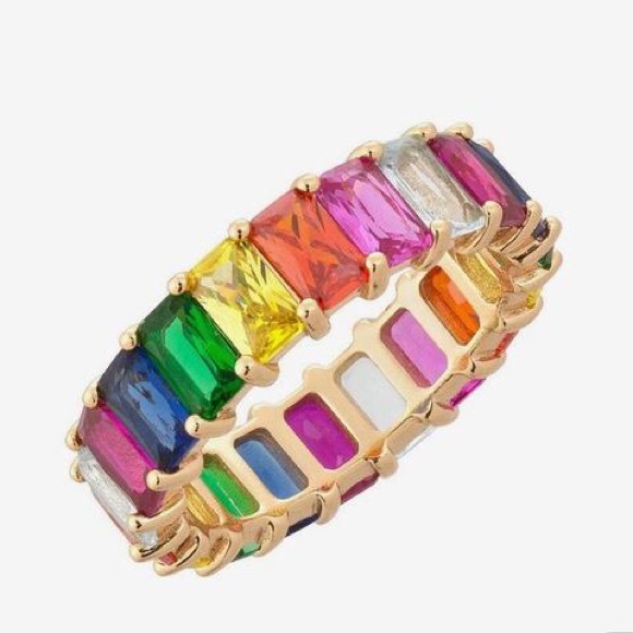 Rainbow Ring 🌈 - Picture 1 of 1